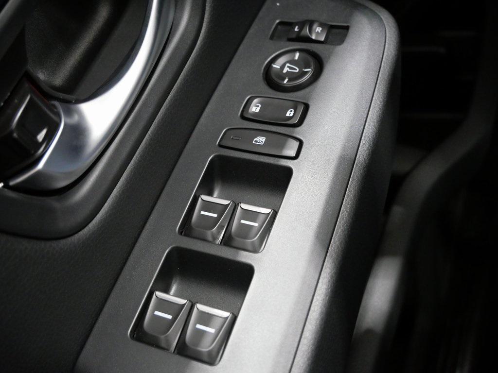 new 2025 Honda Pilot car, priced at $49,758