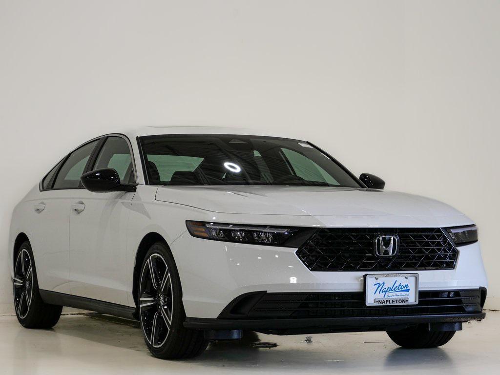 new 2025 Honda Accord Hybrid car, priced at $33,654