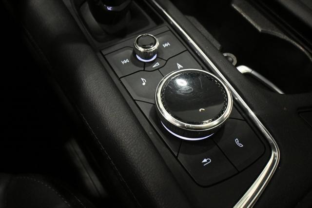 used 2021 Cadillac XT5 car, priced at $28,300