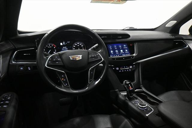 used 2021 Cadillac XT5 car, priced at $28,300