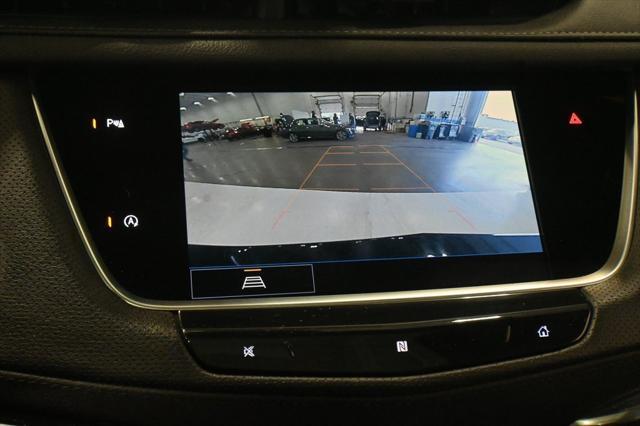 used 2021 Cadillac XT5 car, priced at $28,300