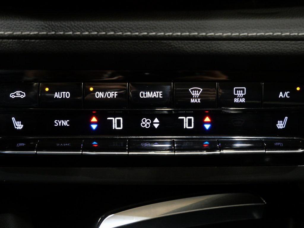 used 2023 Buick Envision car, priced at $22,500