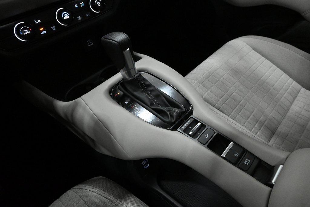 new 2025 Honda HR-V car, priced at $27,599