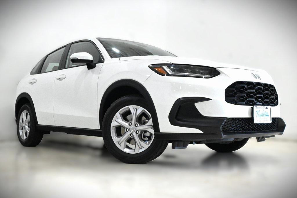 new 2025 Honda HR-V car, priced at $27,599