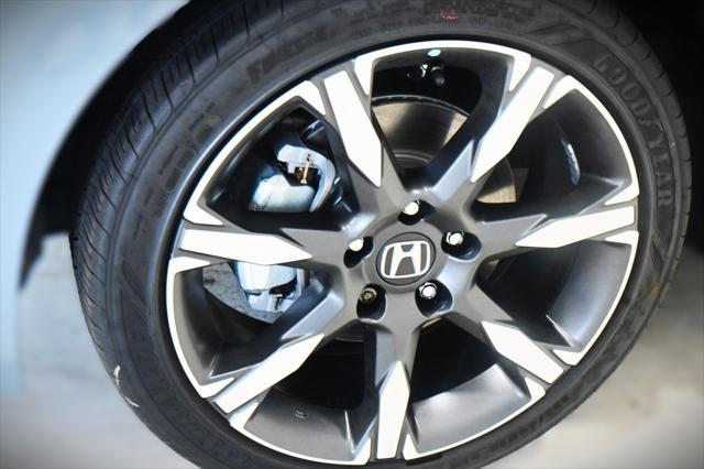 new 2025 Honda Civic Hybrid car, priced at $32,679