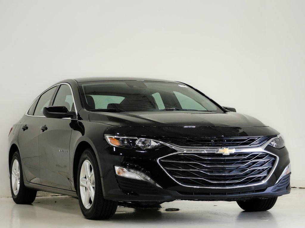 used 2024 Chevrolet Malibu car, priced at $18,500