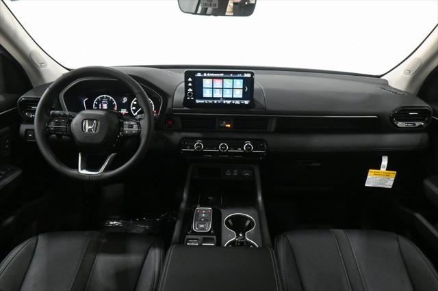 new 2025 Honda Pilot car, priced at $51,905
