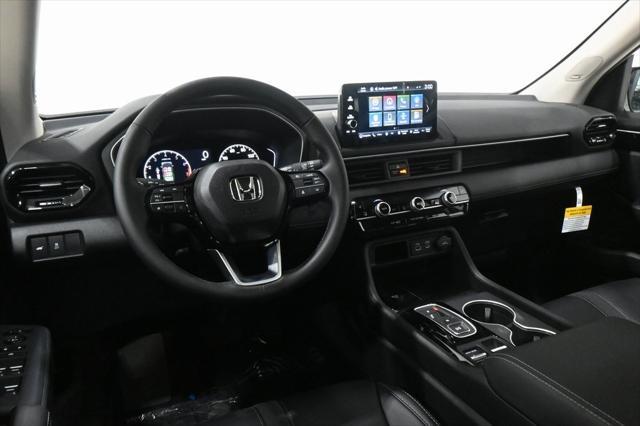new 2025 Honda Pilot car, priced at $51,905