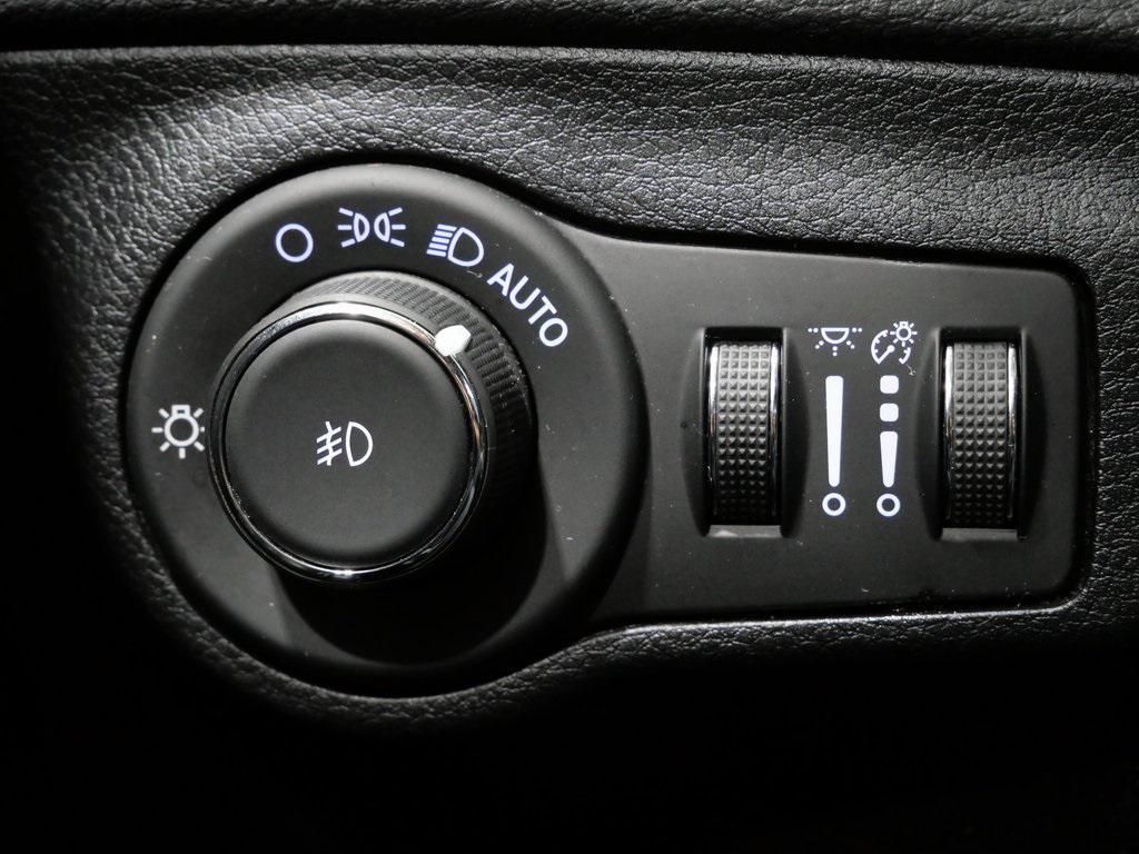 used 2019 Jeep Compass car, priced at $18,200