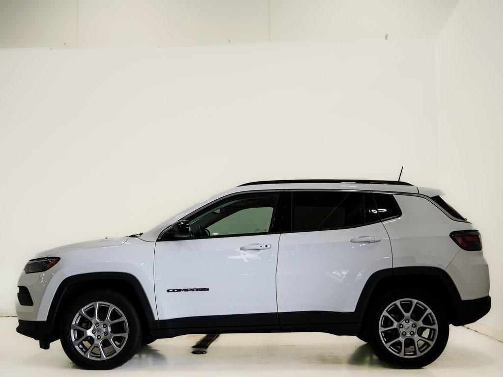 used 2022 Jeep Compass car, priced at $20,600