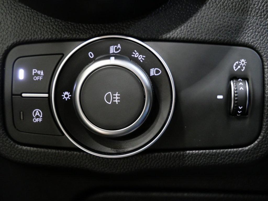 used 2022 Alfa Romeo Stelvio car, priced at $21,700