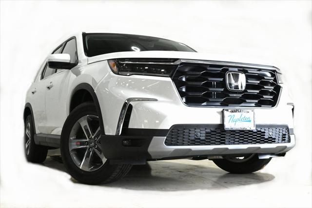 new 2025 Honda Pilot car, priced at $44,595