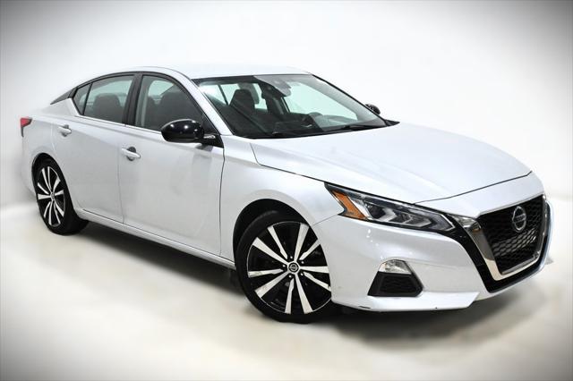 used 2022 Nissan Altima car, priced at $17,000