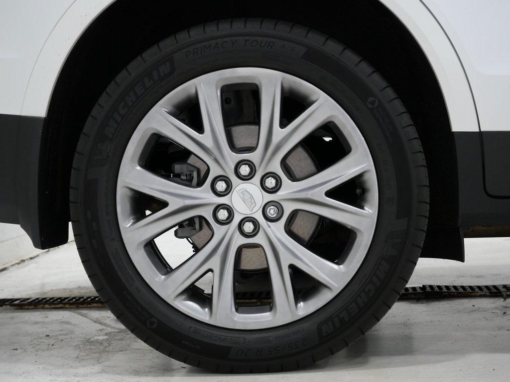 used 2021 Cadillac XT5 car, priced at $31,900