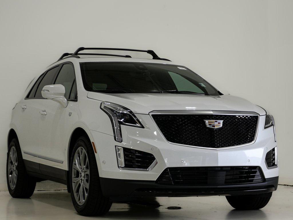 used 2021 Cadillac XT5 car, priced at $31,900