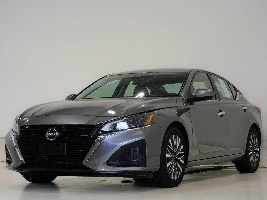 used 2023 Nissan Altima car, priced at $18,000