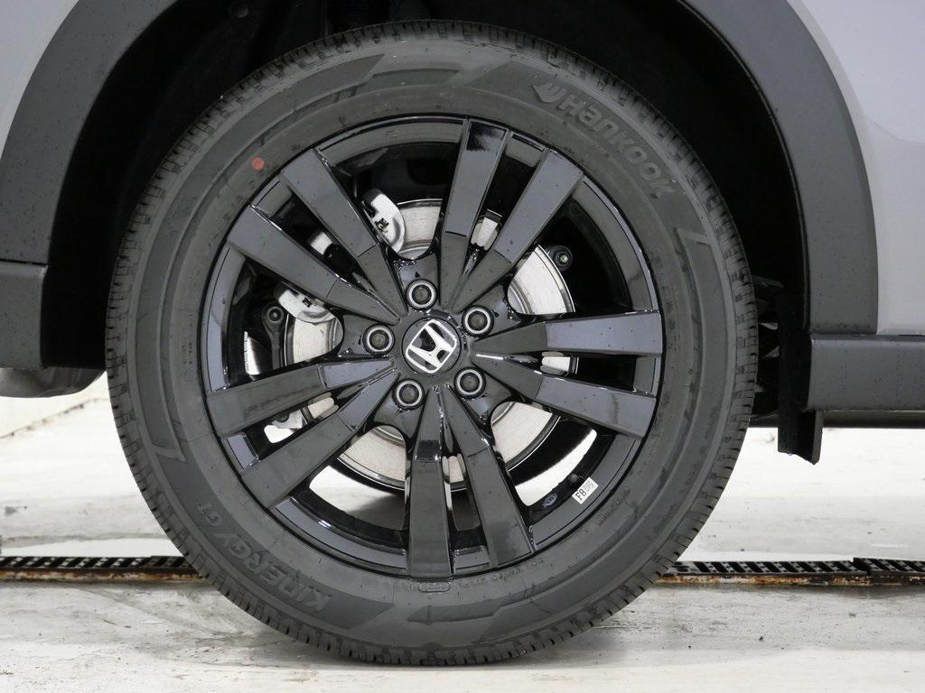 new 2026 Honda HR-V car, priced at $29,943