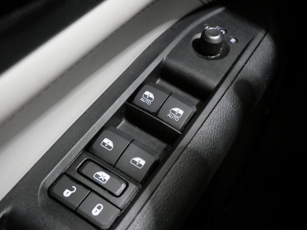 used 2022 Jeep Compass car, priced at $22,300