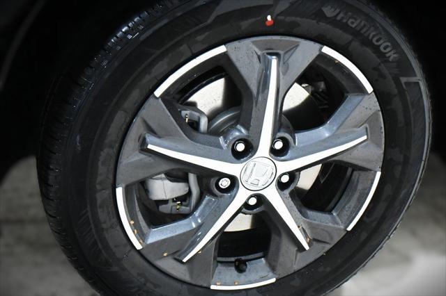 new 2025 Honda HR-V car, priced at $29,032