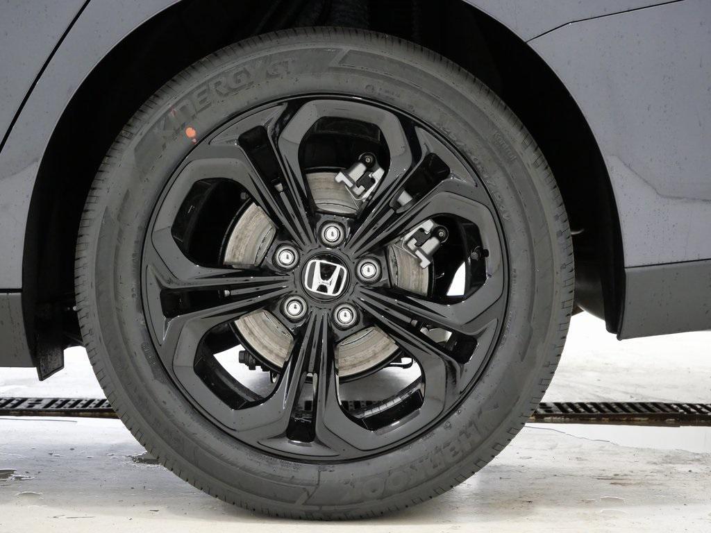 new 2025 Honda Accord car, priced at $30,274