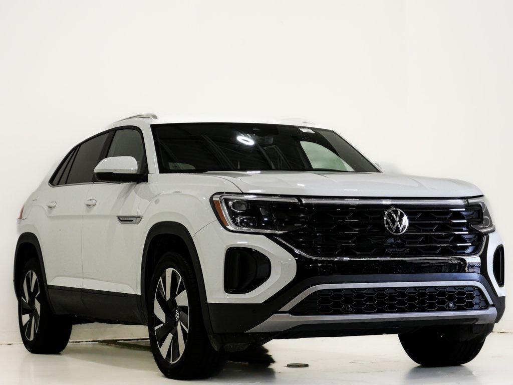 used 2024 Volkswagen Atlas Cross Sport car, priced at $29,400