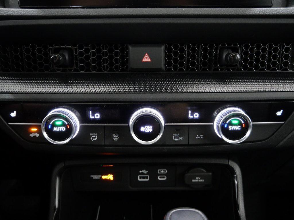 used 2024 Honda CR-V Hybrid car, priced at $34,000