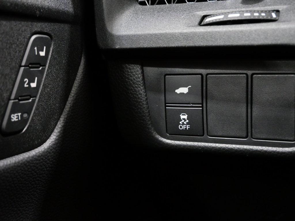 used 2024 Honda CR-V Hybrid car, priced at $34,000