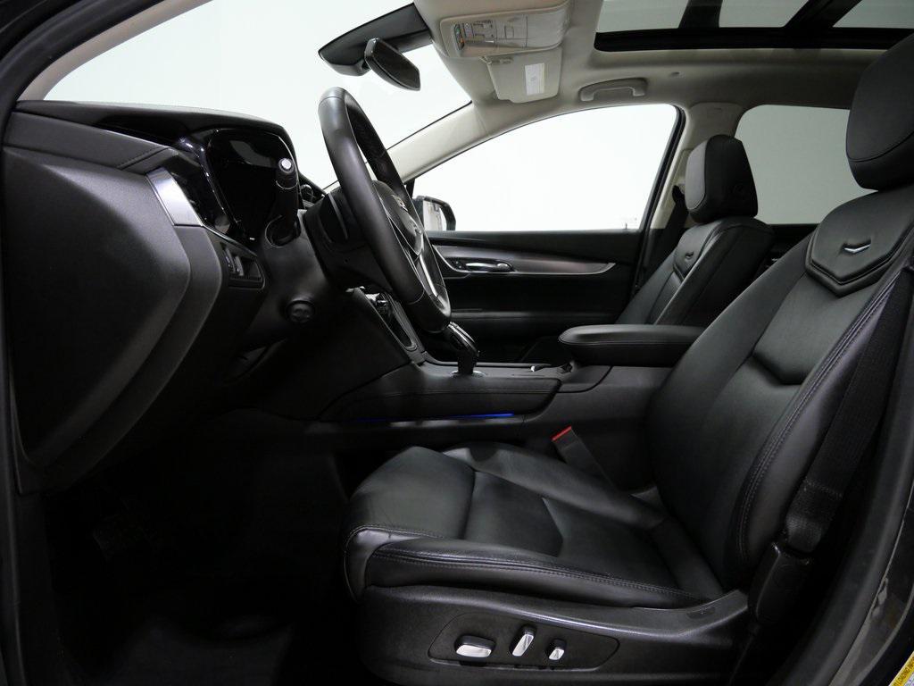 used 2018 Cadillac XT5 car, priced at $21,000