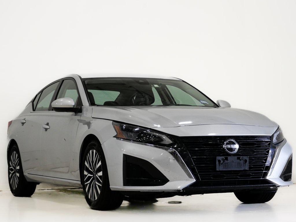 used 2023 Nissan Altima car, priced at $19,200