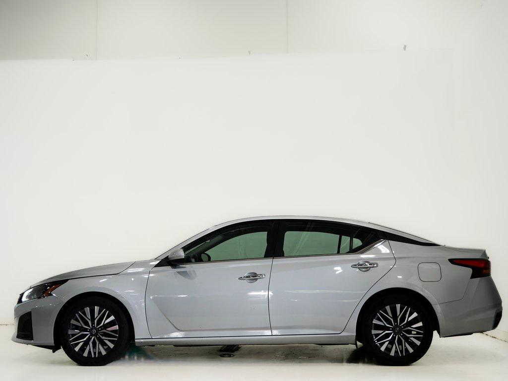 used 2023 Nissan Altima car, priced at $19,200