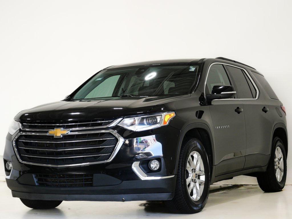 used 2021 Chevrolet Traverse car, priced at $18,000
