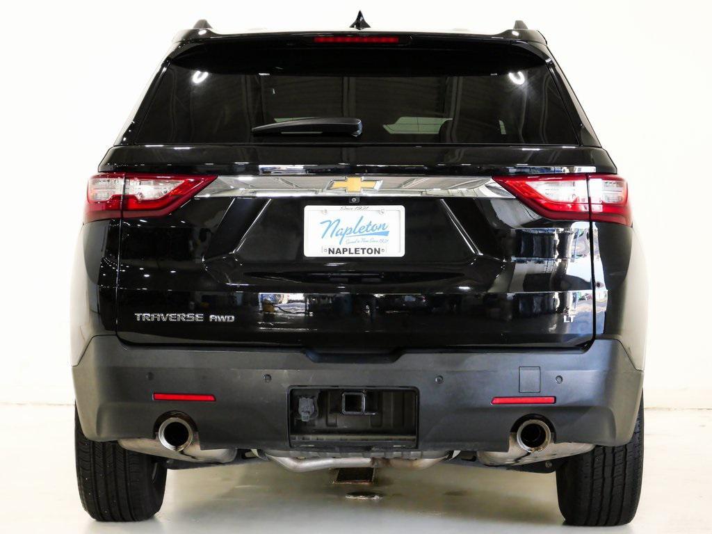 used 2021 Chevrolet Traverse car, priced at $18,000