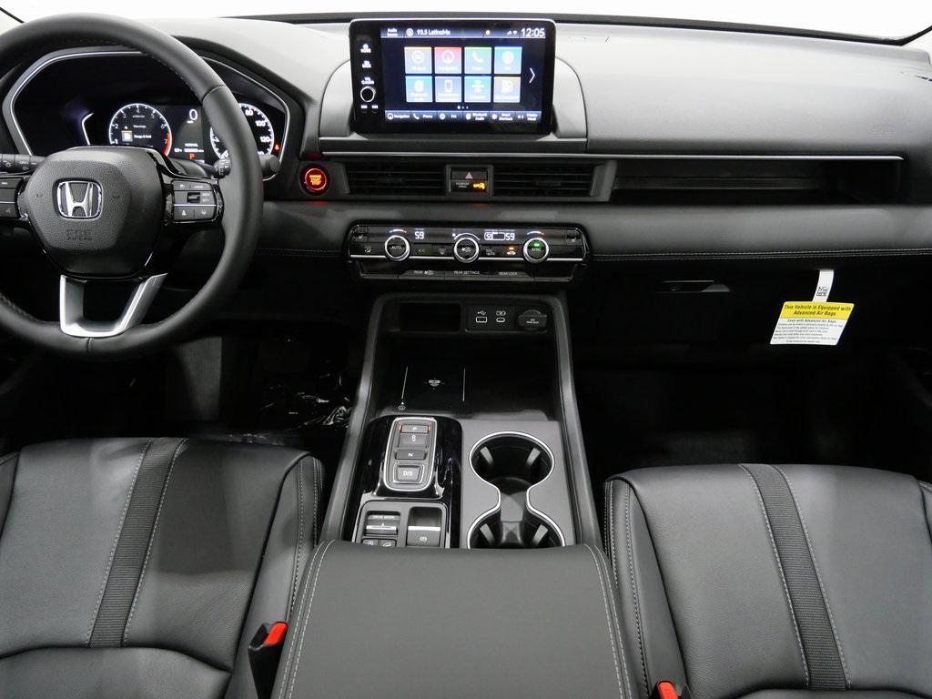 new 2025 Honda Pilot car, priced at $47,658