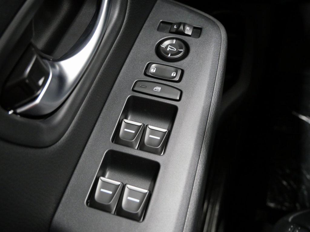 new 2025 Honda Pilot car, priced at $44,650