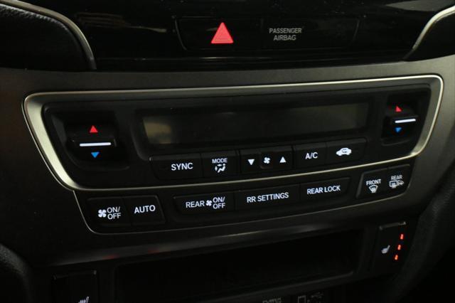used 2022 Honda Pilot car, priced at $31,000