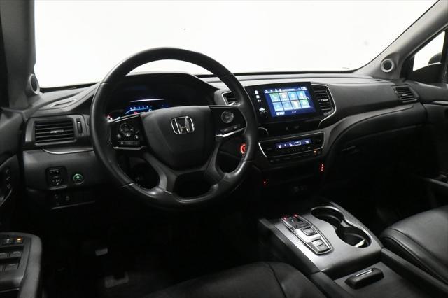 used 2022 Honda Pilot car, priced at $31,000