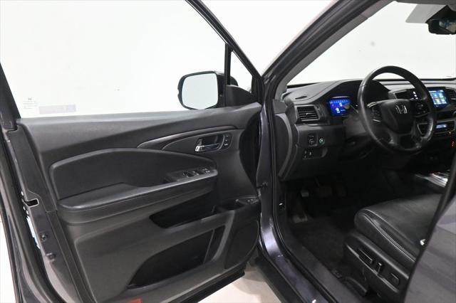 used 2022 Honda Pilot car, priced at $31,000