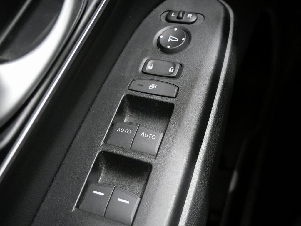 used 2021 Honda CR-V car, priced at $23,700
