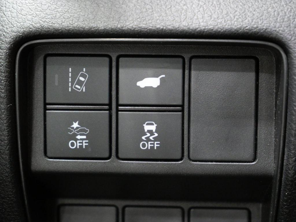 used 2021 Honda CR-V car, priced at $23,700
