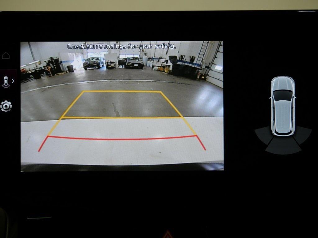 used 2023 Kia Sorento car, priced at $23,000