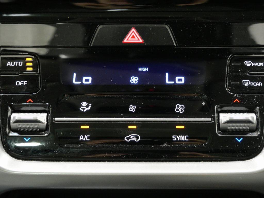 used 2023 Kia Sorento car, priced at $23,000