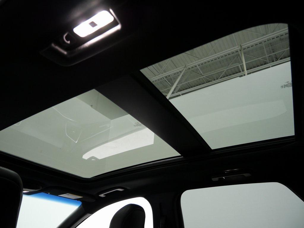 used 2019 Ford Edge car, priced at $18,500