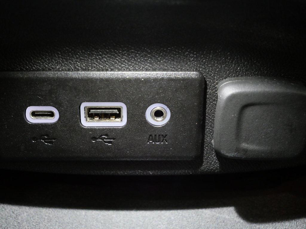 used 2024 Chevrolet Malibu car, priced at $17,900