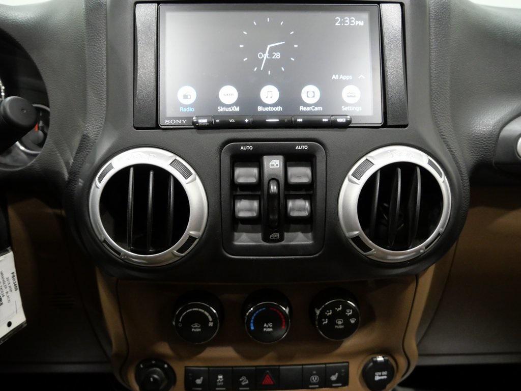 used 2015 Jeep Wrangler Unlimited car, priced at $19,500