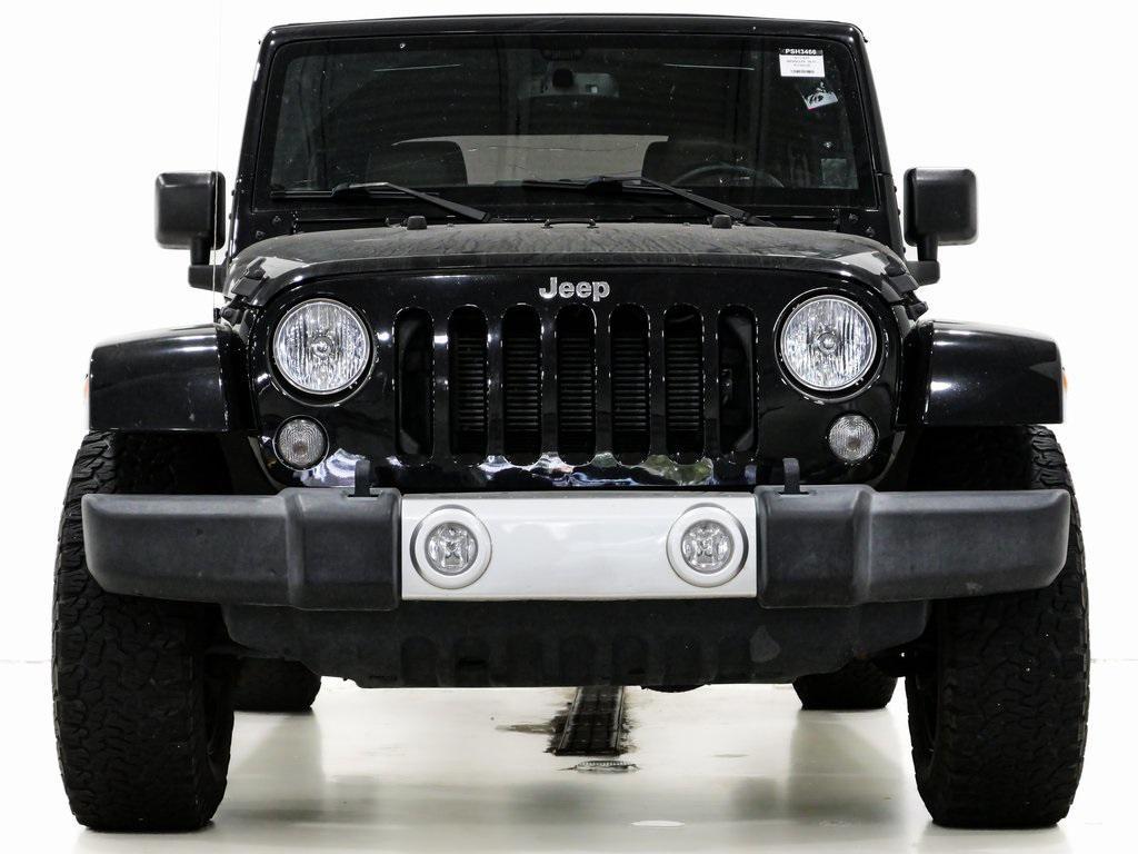 used 2015 Jeep Wrangler Unlimited car, priced at $19,500