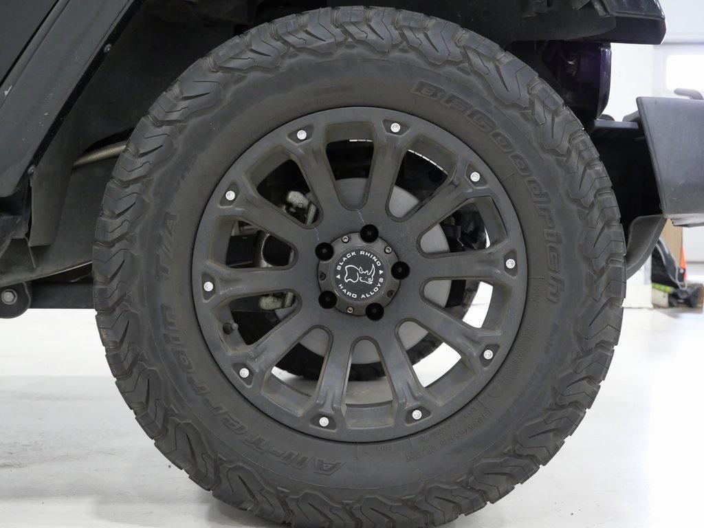 used 2015 Jeep Wrangler Unlimited car, priced at $19,500