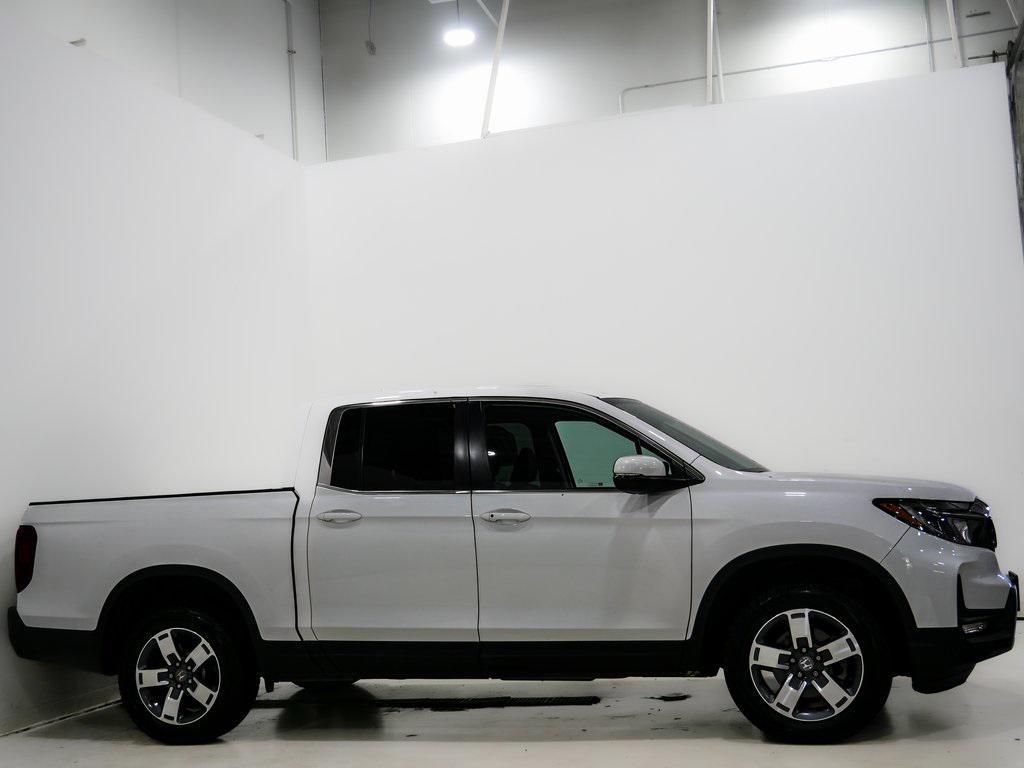 used 2024 Honda Ridgeline car, priced at $33,000