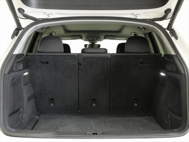used 2023 Audi Q5 car, priced at $27,300