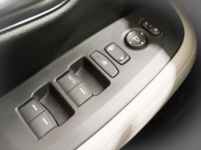 used 2025 Honda HR-V car, priced at $25,700