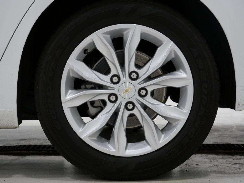 used 2024 Chevrolet Malibu car, priced at $19,000